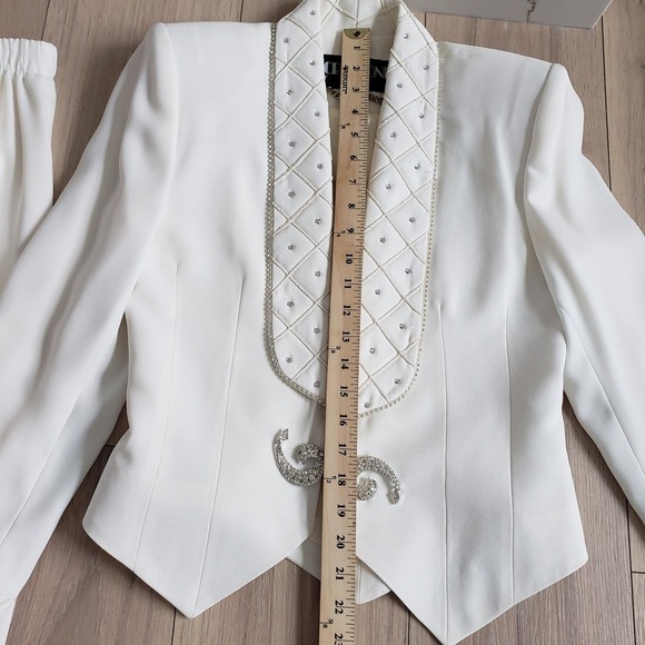 Criscione Skirt Suit  Womens XS White Rhinestone Formal Vintage Set Rock USA - Picture 6 of 16